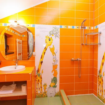 Paradisul Siriu Guest house